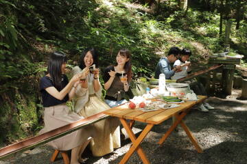 山乗渓谷そうめん流し 涼水亭