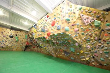 湯原クライミングセンター